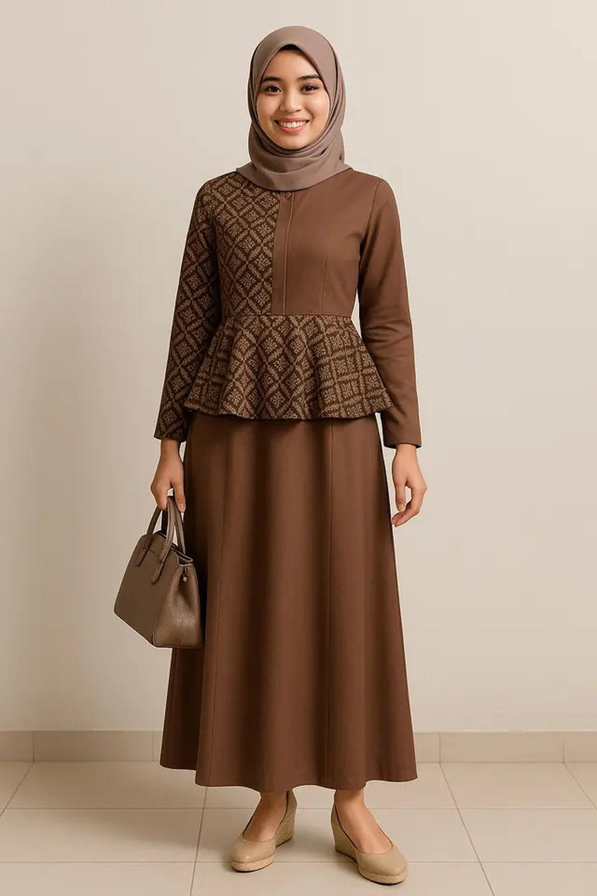 10 Model Gamis Batik Kombinasi Polos Kerah Shanghai 2025, Ini Padu Padan yang Bikin Wanita Stylish
