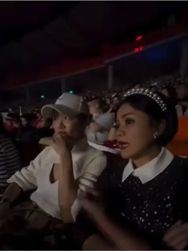 8 Potret Artis Nonton Konser Mariah Carey 2025 di Jakarta, Krisdayanti Boyong Keluarga