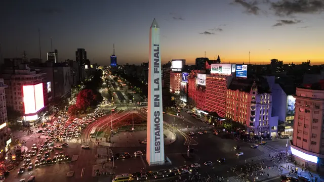 Jelang Final Piala Dunia 2022, Suporter Argentina Berkumpul di Monumen Obelisk