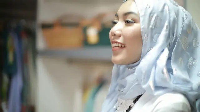 Ingin Pakai Kebaya Betawi? Ini Gaya Hijab yang Cocok