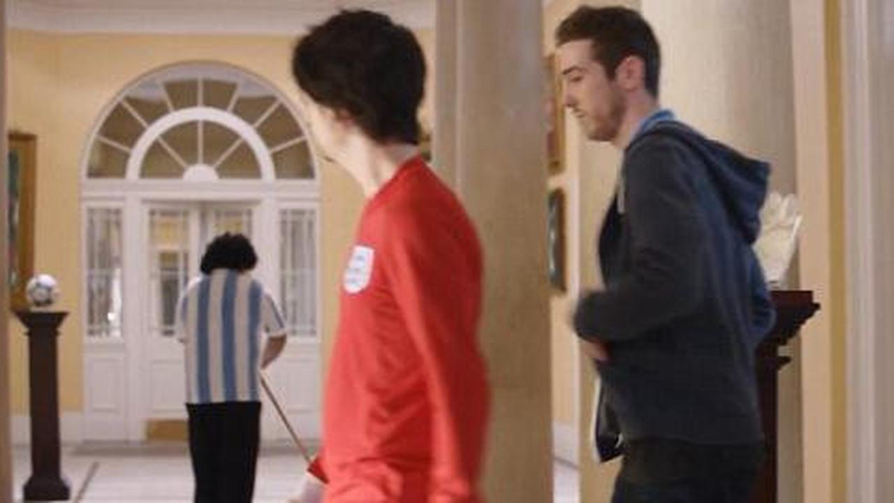 Iklan Maradona mengepel gegerkan Argentina