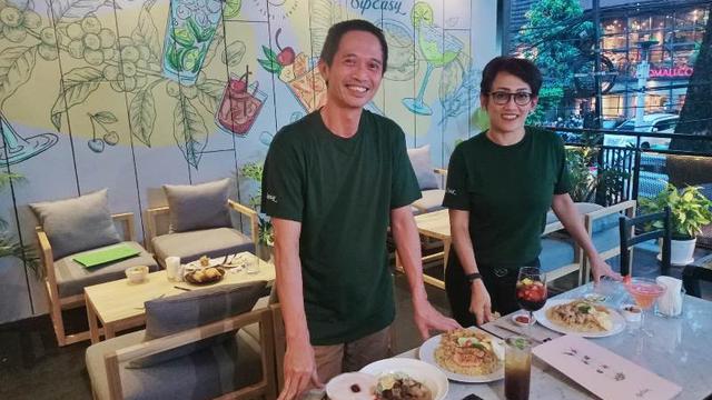 Rara Wilis founder SipEasy Coffee dan Toar Christopher (Chef Itoph) salah satu founding partners di SipEasy Coffee