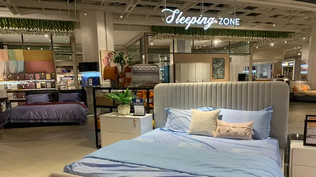 Percantik ruang tidur dengan seprei dan bed cover baru