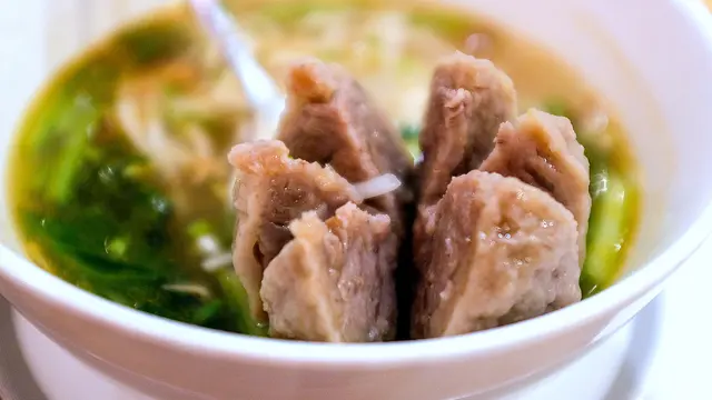 [Bintang] 5 Rekomendasi Tempat Makan Bakso yang Rasanya Mantap di Jakarta