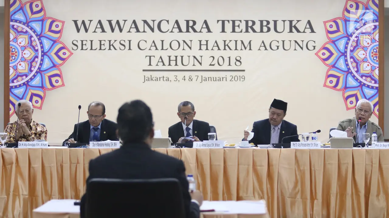 12 Calon Hakim Agung Ikuti Seleksi Wawancara Terbuka