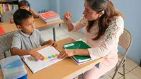 9 Tips Mengajar Anak Berkebutuhan Khusus dari Tenaga Pendidik, Maksimalkan Potensi