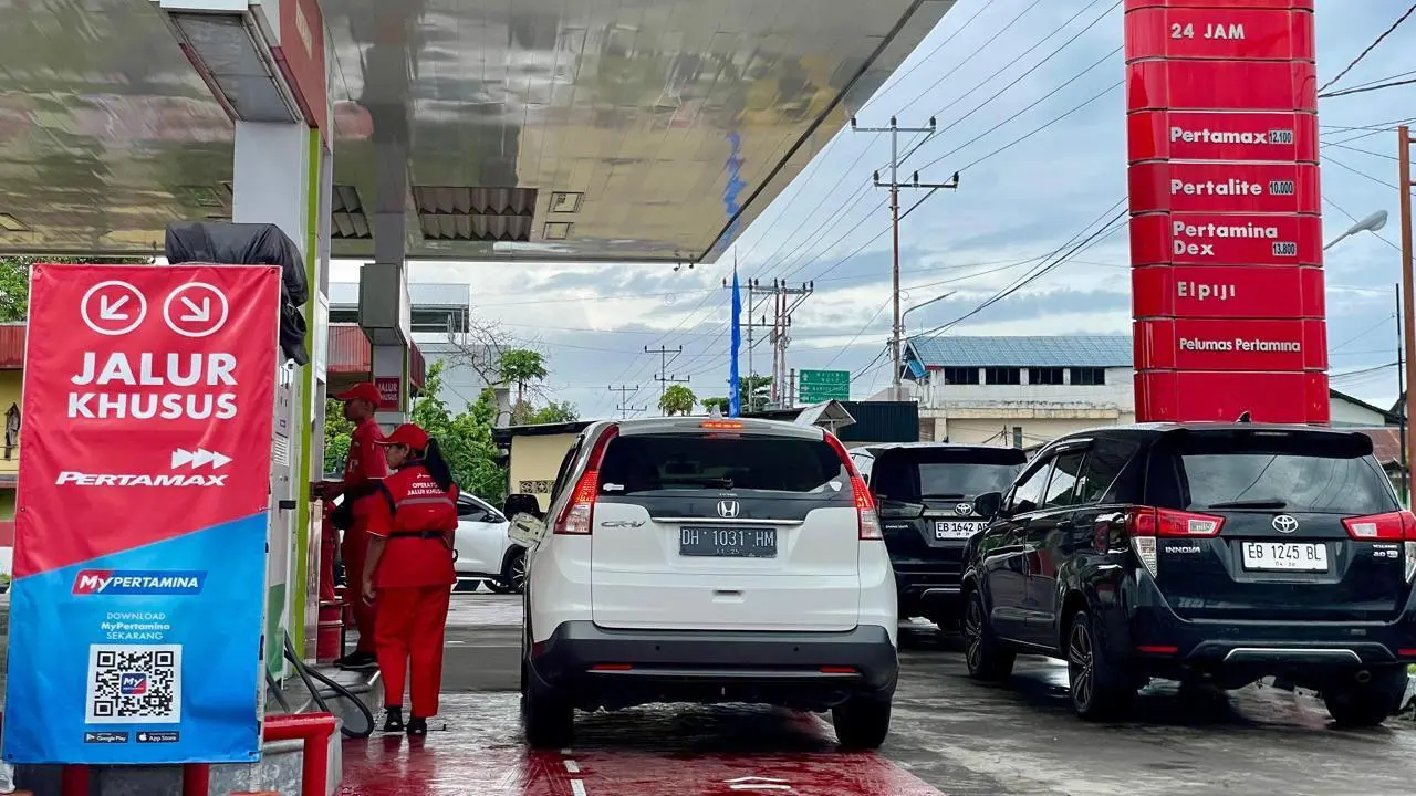 Pertamina Patra Niaga Jatimbalinus menambahkan titik alih suplai yang sebelumnya dari Terminal BBM Maumere, saat ini juga diperbantukan dari Terminal BBM Ende. (Dok Pertamina)