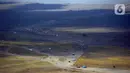 Meski kawah Bromo mengeluarkan asap putih, aktivitas vulkanik gunung berapi tersebut terbilang masih normal. (merdeka.com/Arie Basuki)