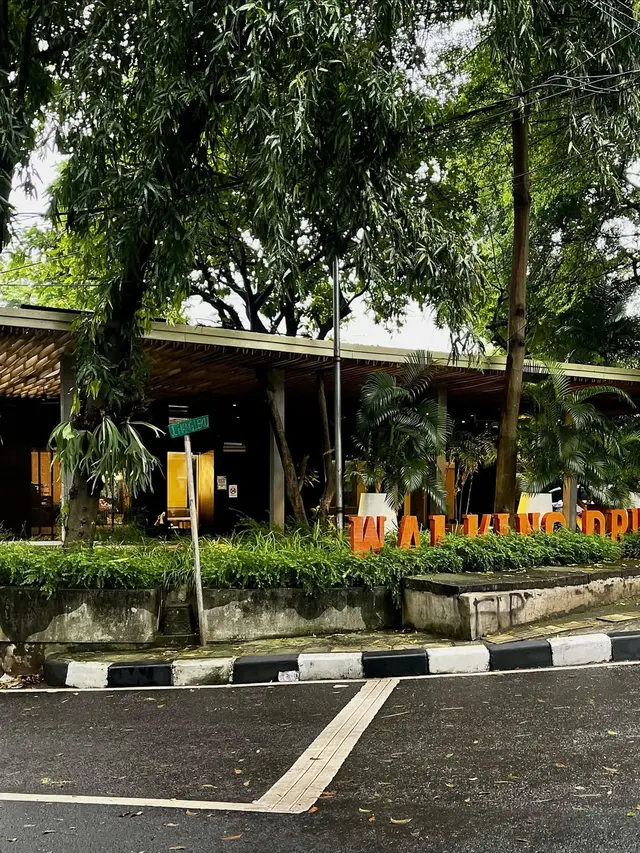  Instagram @walkingdrums)