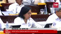 Menteri Keuangan Sri Mulyani Indrawati dalam Rapat Kerja dengan Komisi XI DPR RI, Senin (10/6/2024). (Arief/Liputan6.com)