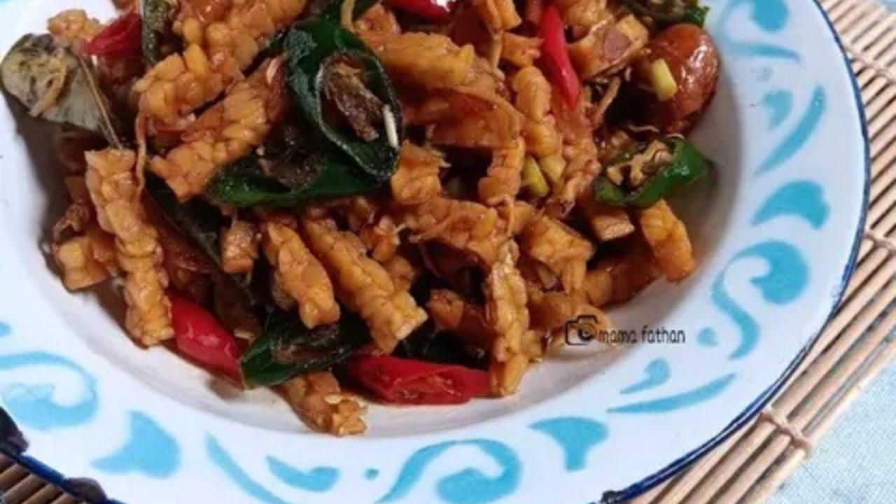 Resep oseng tempe khas Banyumas. (dok. Cookpad @mamafathan)