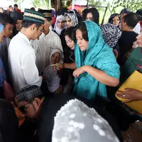 Yanni Libels dimakamkan di TPU Tanah Kusir