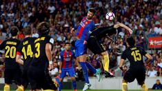 Barcelona harus puas bermain imbang 1-1 kontra Atletico Madrid dalam laga pekan kelima La Liga Spanyol musim ini yang berlangsung di Camp Nou, Kamis (22/9/2016) dini hari WIB. (Reuters/Albert Gea)