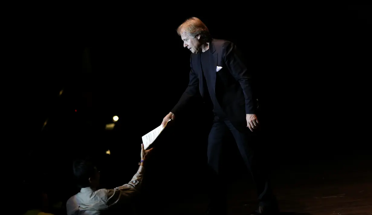 Konser eksklusif Richard Clayderman di Balai Sarbini, Jakarta (Galih W Satria/Bintang.com)