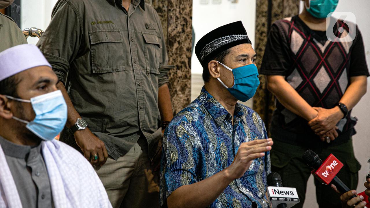 FOTO: FPI Bantah Tudingan Penyerangan Terhadap Polisi