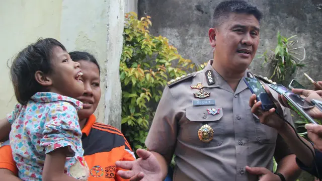 Kegalauan Hati Pejabat Polisi terhadap Bocah Lumpuh Layu di Makassar
