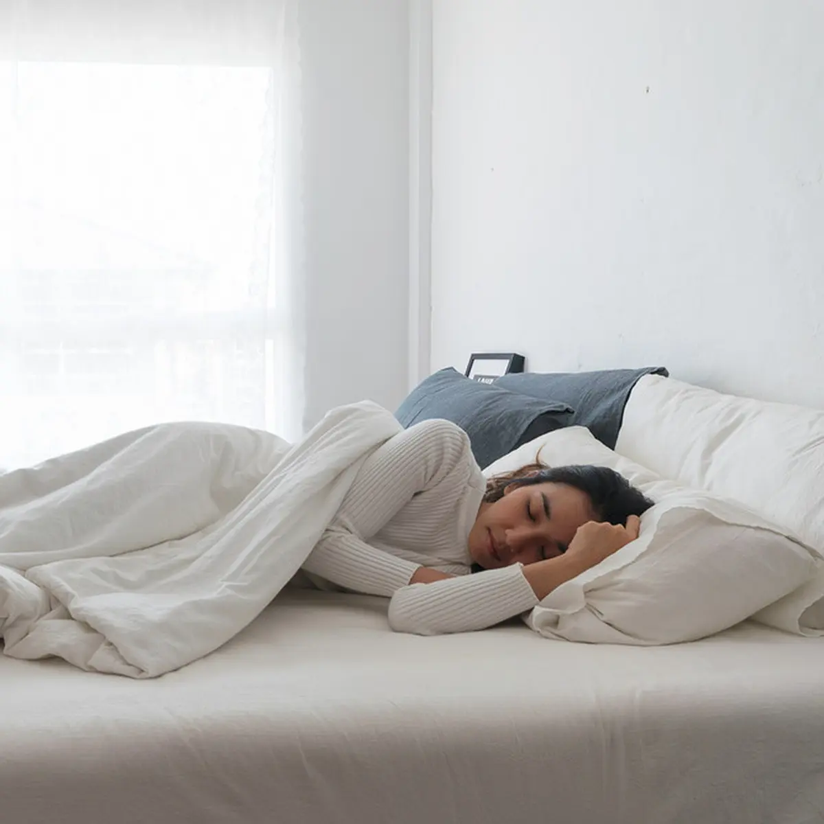 Baik untuk Kesehatan, Ini 7 Alasan Mengapa Kamu Perlu Melepas Bra saat Tidur  - Health