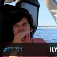 Rizky Nazar memerankan karakter seorang pemimpin yang menjadi sutradara di dalam film ILY from 38.000 ft. Seperti apa sih persiapan Rizky untuk berperan menjadi sutradara? 