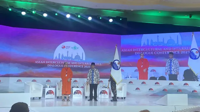 Penutupan Forum ASEAN Intercultural dan Interreligious Dialogue Conference (AIIDC) 2023.