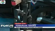 Dalam penggrebekan tersebut, Tim Densus 88 menemukan enam bom pipa dan bom cangkir setengah karung.