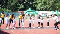 600 Anak Ikut Lomba Lari di Jakarta Running Festival 2025, Orangtua hingga Kakek Nenek Ikut Bergembira