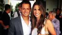 Pemain Bayer Leverkusen, Javier Chicharito Hernandez menikahi presenter TV Spanyol, Lucia Villalon (Foto: Istimewa)