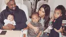 Tentu saja kesehatan Kanye West akan miliki imbas pada anak-anak mereka. Kim tak ingin sesuatu yang buruk terjadi pada keluarganya. (instagram/kimkardashian)