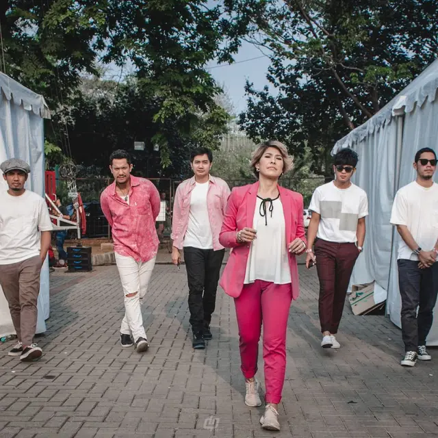 Maliq and D'Essentials. (Foto: Dok. Instagram @maliqmusic)