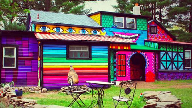 Uniknya Rumah  Pelangi  Warna Warni Dari Seluruh Dunia 