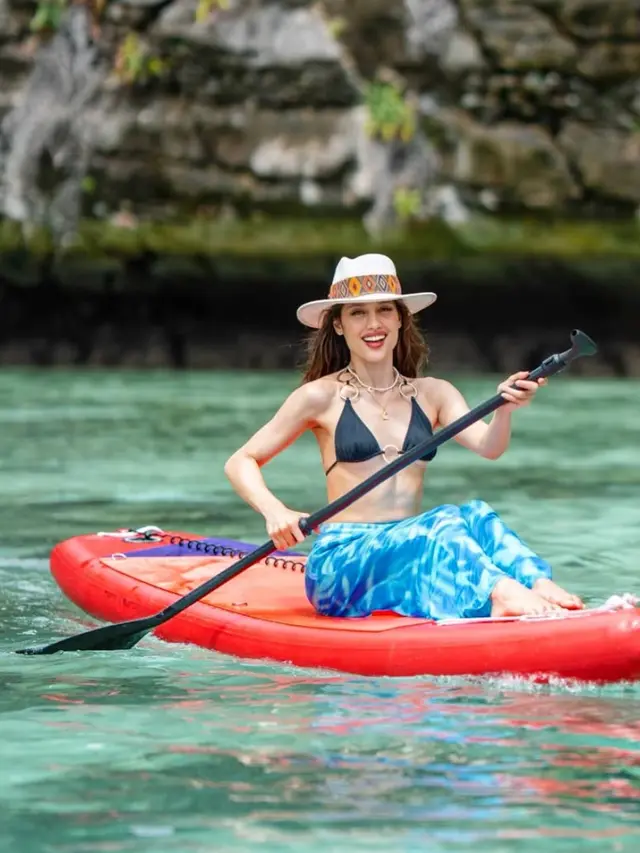 Cinta Laura ke Raja Ampat. [@claurakiehl]