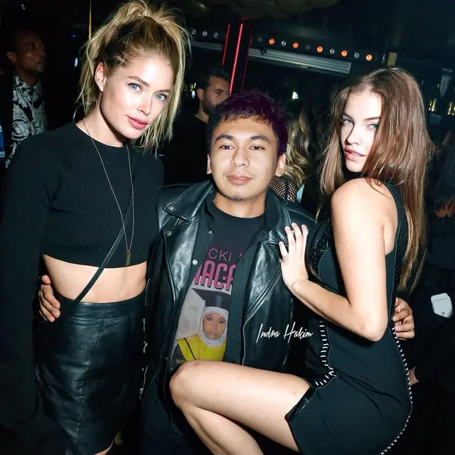 6 Editan Foto Raditya Dika Ini Bikin Senyum Sendiri