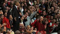 Arsene Wenger ketika diusir ke tribun Old Trafford, kandang Manchester United (MU), Agustus 2009. (AFP/Paul Ellis)