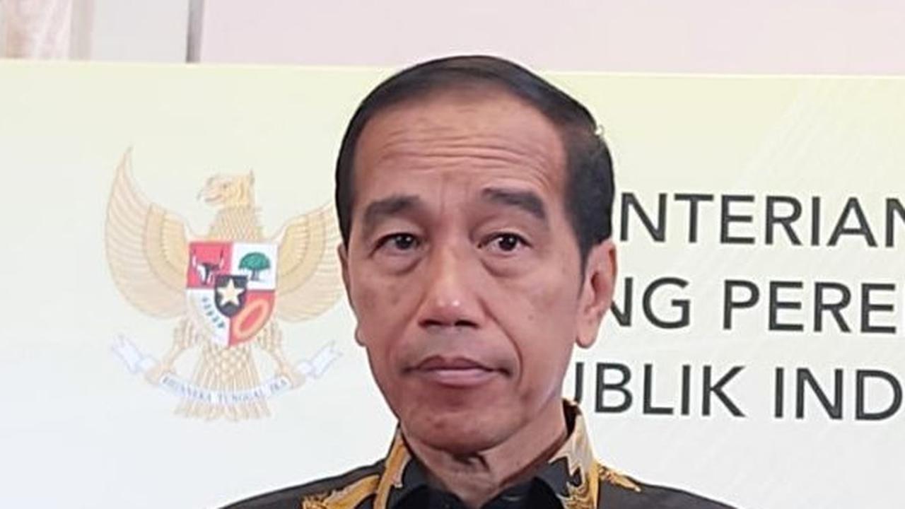 VIDEO: Jokowi Tagih Janji Menkominfo Soal Proyek BTS: Jangan Siap-Siap, Saya Catat!