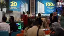 Orang-orang mengunjungi pameran Indonesia Properti Expo di Jakarta Convention Centre, Jakarta, Minggu (15/5/2022). Tahun ini, Indonesia Property Expo atau IPEX 2022 menargetkan mayoritas konsumen dari kaum milenial dan first-home buyers dan menghadirkan lebih dari 225 proyek properti dari pengembang pilihan. (Liputan6.com/Johan Tallo)