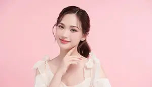 Makeup Sesuai Personality: Kombinasi Lip Tint dan Parfum untuk Ungkap Karakter Unikmu