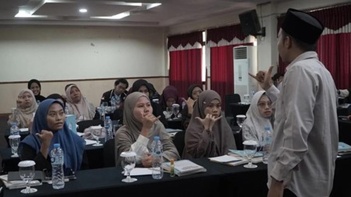 Kitabah dan Tilawah, Dua Metode Isyaratkan Ayat Al-Quran bagi Teman Tuli