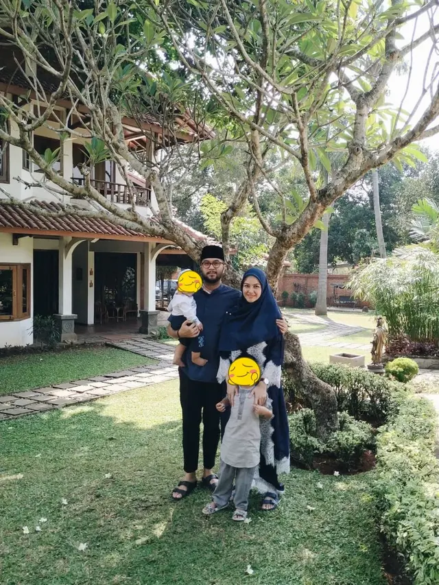 Rumah Revalina S Temat