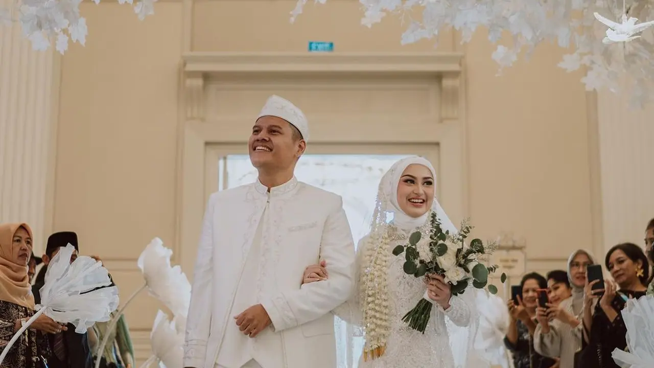 Memes Prameswari dan Adya Laksmana