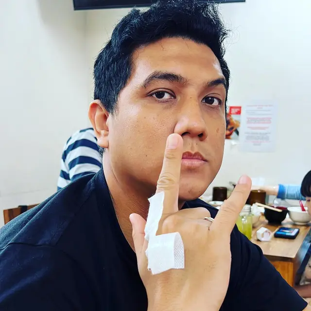 Momen apes Tantri Kotak salah pesan tiket, berujung terdampar di Cibatu