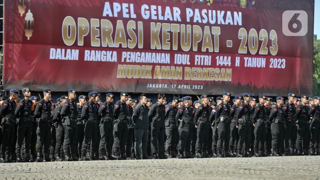 TNI - Polri Gelar Apel Pasukan Operasi Ketupat 2023