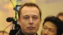 Elon Musk adalah seorang pria Milyarder. Dirinya mempunyai beberapa perusahaan ternama. Ia baru saja bercerai dari Talulah Riley di tahun 2014. (AFP/Bintang.com)