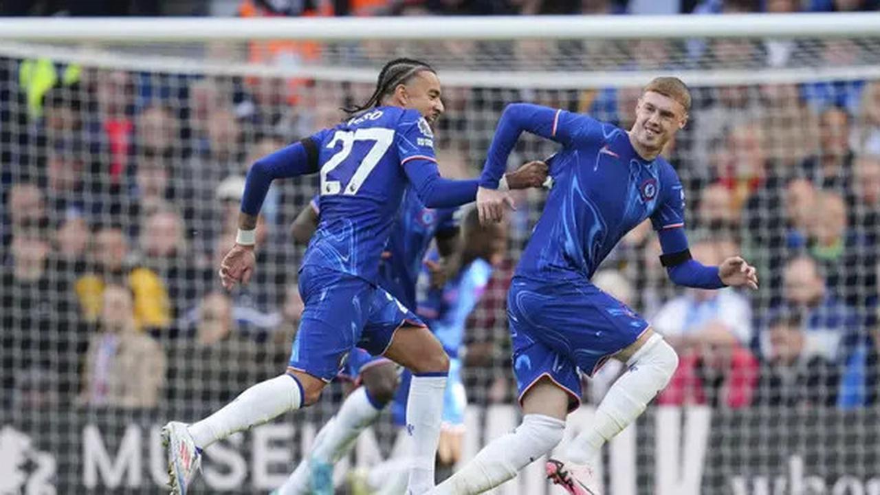 Bersinar Bersama 'The Blues', ini Sosok Bintang Muda yang Disebut Titisan Robin Van Persie dan Dennis Bergkamp