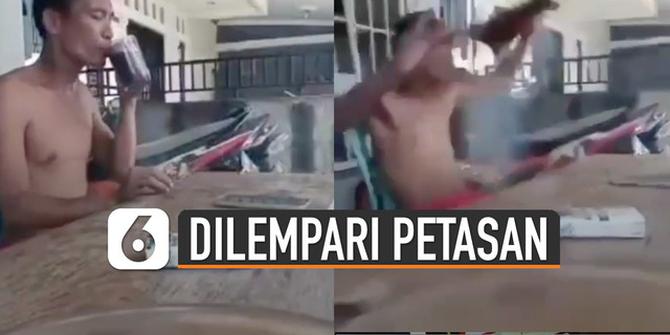 VIDEO: Apes, Pria Dilempar Petasan Saat Ngopi