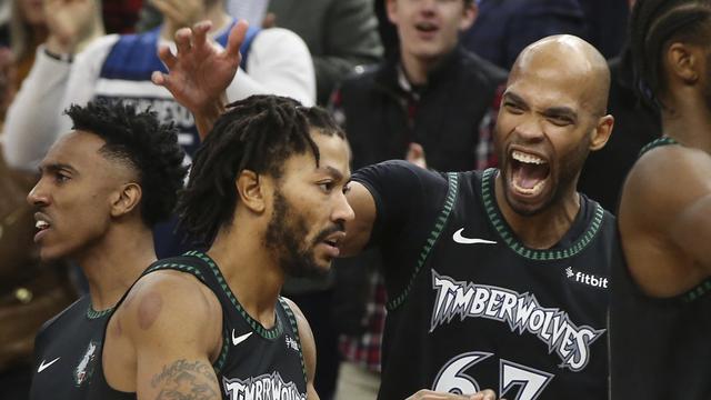 Derrick Rose membuat 50 poin