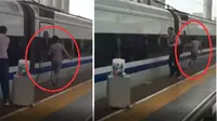 Seorang pria terlihat berlari di sepanjang peron karena jarinya terjepit di kereta peluru yang melaju.