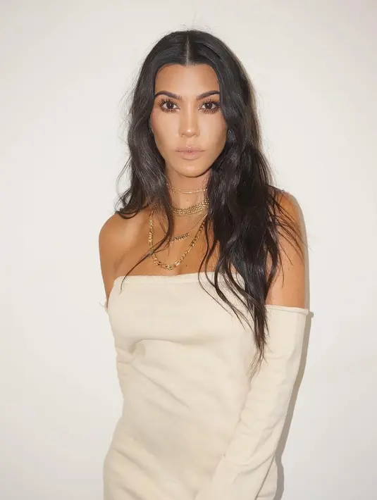 Dikabarkan Kourtney memutuskan hubungan mereka usai kembali dari liburan ke Italia. (instagram/kourtneykardash)