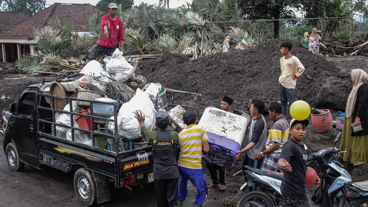 FOTO: Dua Dusun di Supiturang Alami Kerusakan Terparah Usai Erupsi Semeru