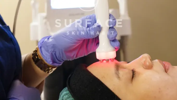 Cara Mengencangkan Kulit Wajah dengan H2O Facial di Klinik Kecantikan