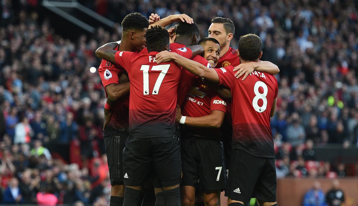 3. Manchester United - Meski dianggap masih aman, namun kursi kepelatihan Mourinho masih tetap di evaluasi. Capaian kemenangan dengan permainan seadanya membuat menejemen MU kocak kacir. (AFP/Oli Scarff)