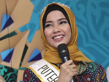 Syifa Fatimah asal Jepara berhasil menjadi Puteri Muslimah Indonesia 2017 setelah mengalahkan 18 peserta lainnya dari berbagai kota di Indonesia. (Liputan6.com/Herman Zakharia)